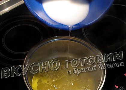 Сырники с цукатами, в апельсиновой подливе - шаг 5
