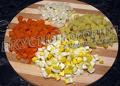 Салат с грудинкой и сухарями - шаг 3