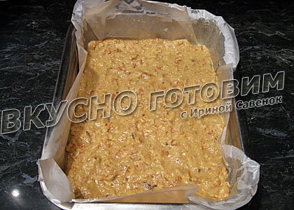 Пирог из печенья с вишнями и смородиной - шаг 5