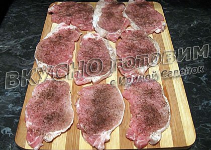 Свиные зразы, фаршированные грибами - шаг 1