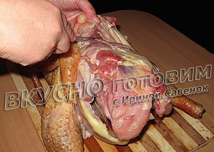 Курица, фаршированная грибами и печенью - шаг 5