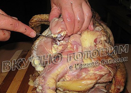 Курица, фаршированная грибами и печенью - шаг 8