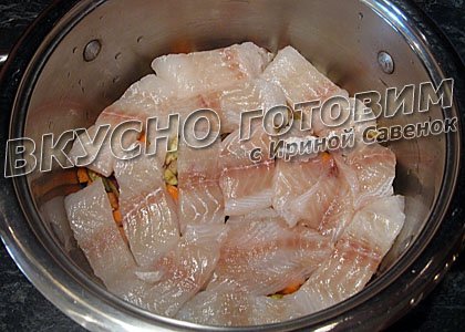 Хек, тушенный с овощами - шаг 4