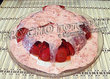 Клубника в желе со сметано-клубничным кремом - шаг 12