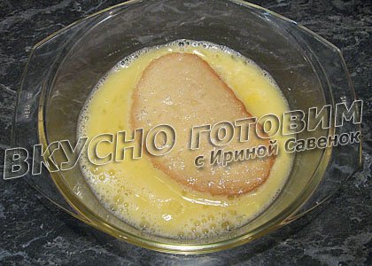 Гренки в яйце сладкие - шаг 1