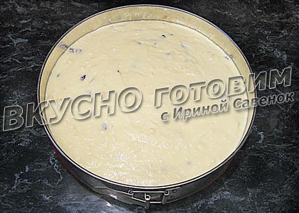 Творожный пирог с изюмом - шаг 10
