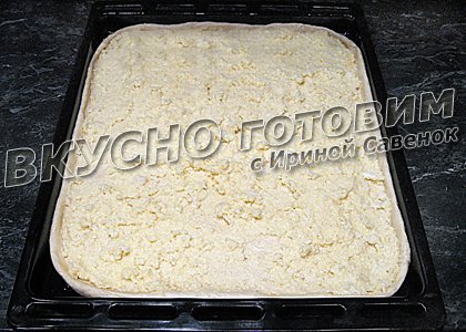 Пирог с яблоками, нежным желтковым кремом и безе - шаг 7