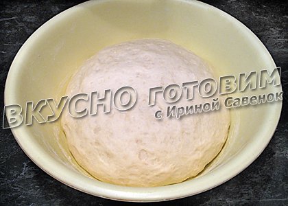 Пирог с яблоками, нежным желтковым кремом и безе - шаг 3