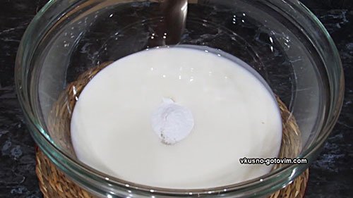 Вареники с творогом и бананом пышные - шаг 1