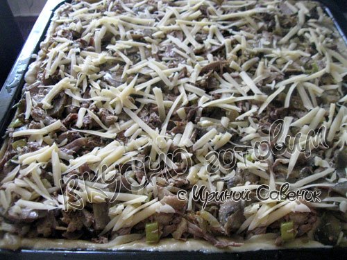 Пицца с утиным мясом, грибами и овощами - шаг 8